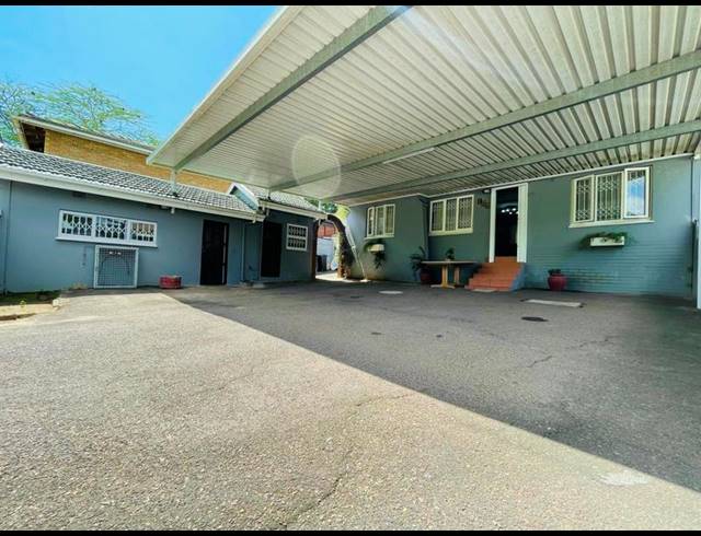2 BEDROOM HOUSE FOR SALE IN WOODLANDS